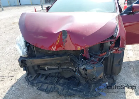 2017 Toyota Camry Le z USA, uszkodzony, nr VIN 4T1BF1FK7HU616140